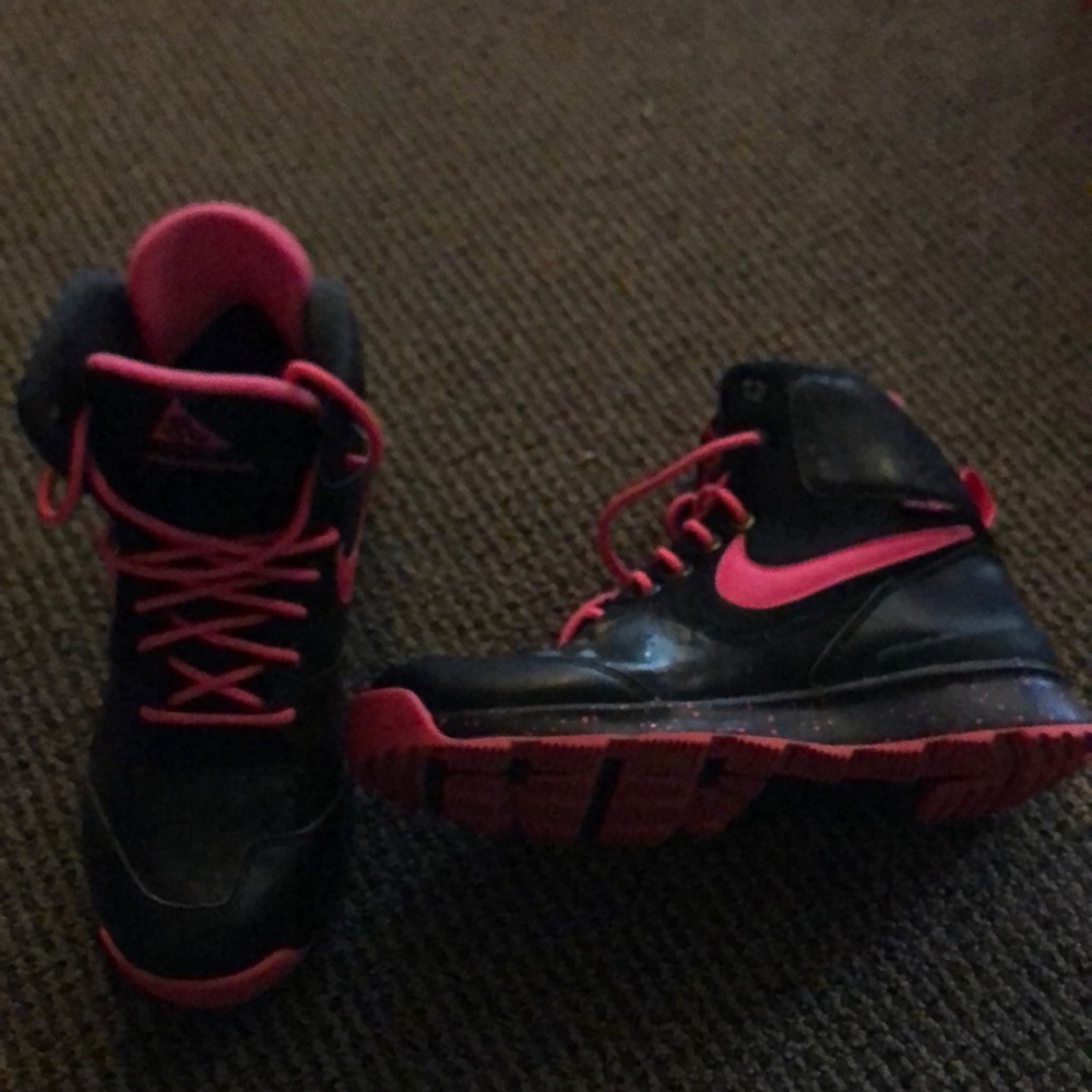 A.C.G. Boots
